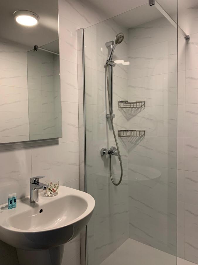 Village Point Apartments Sliema Bagian luar foto